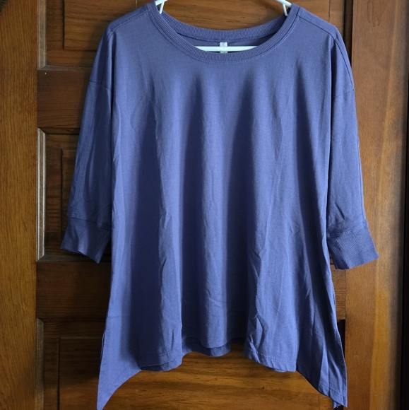 LuLaRoe Tops - LuLaRoe Kate